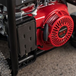 Generador TRIFASICO Honda X70T de 6KVA